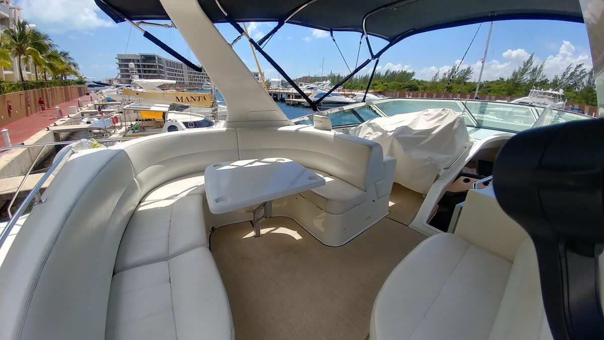 55 ft Carver Motor Yacht